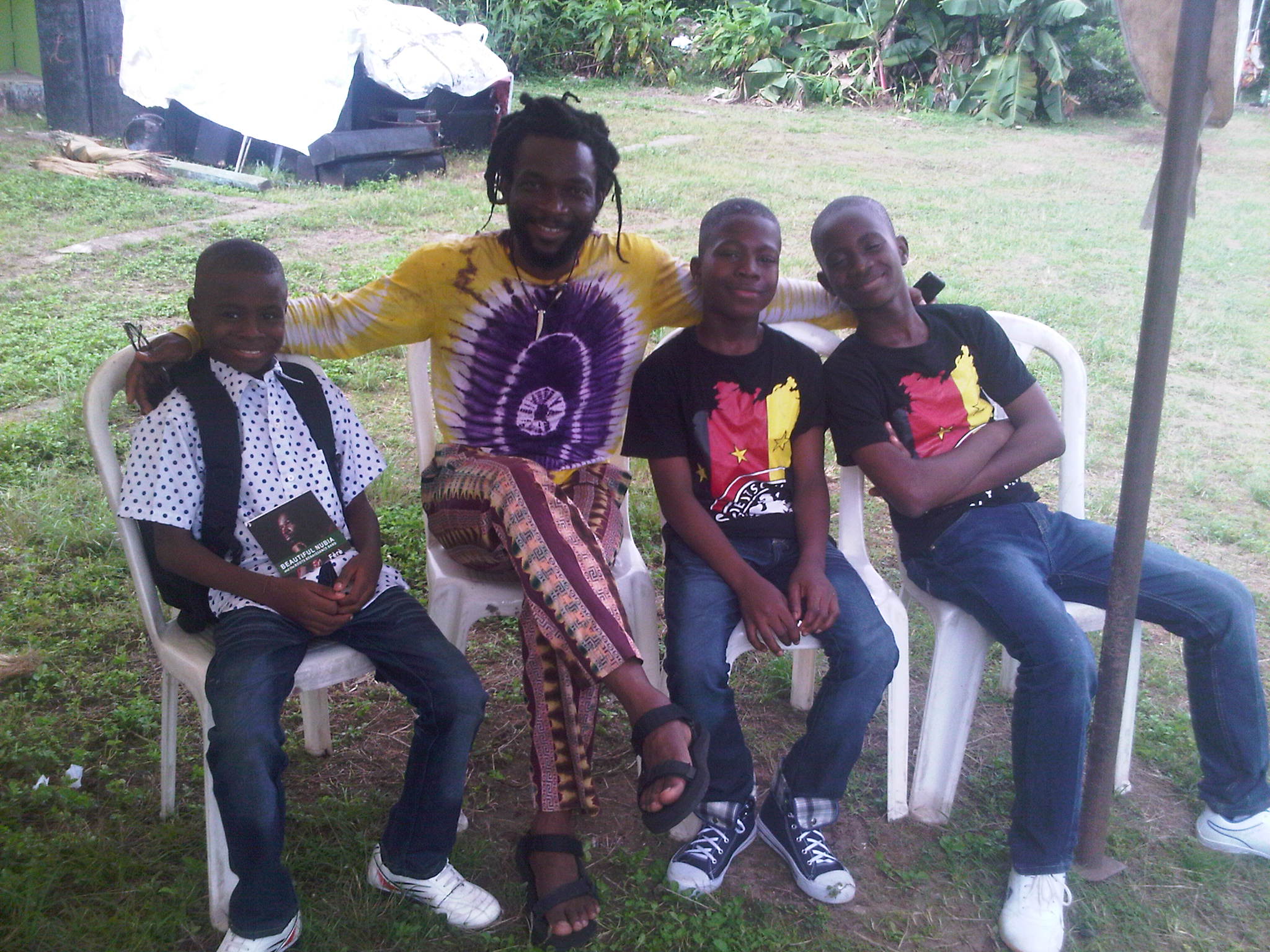 Photo: My 3 sons pose for a photo with the musician - Beautiful Nubia - just after completing their 3 hour FREE Music Workshop session at his EniObanke Arts Centre at the Ikeja-GRA premises.